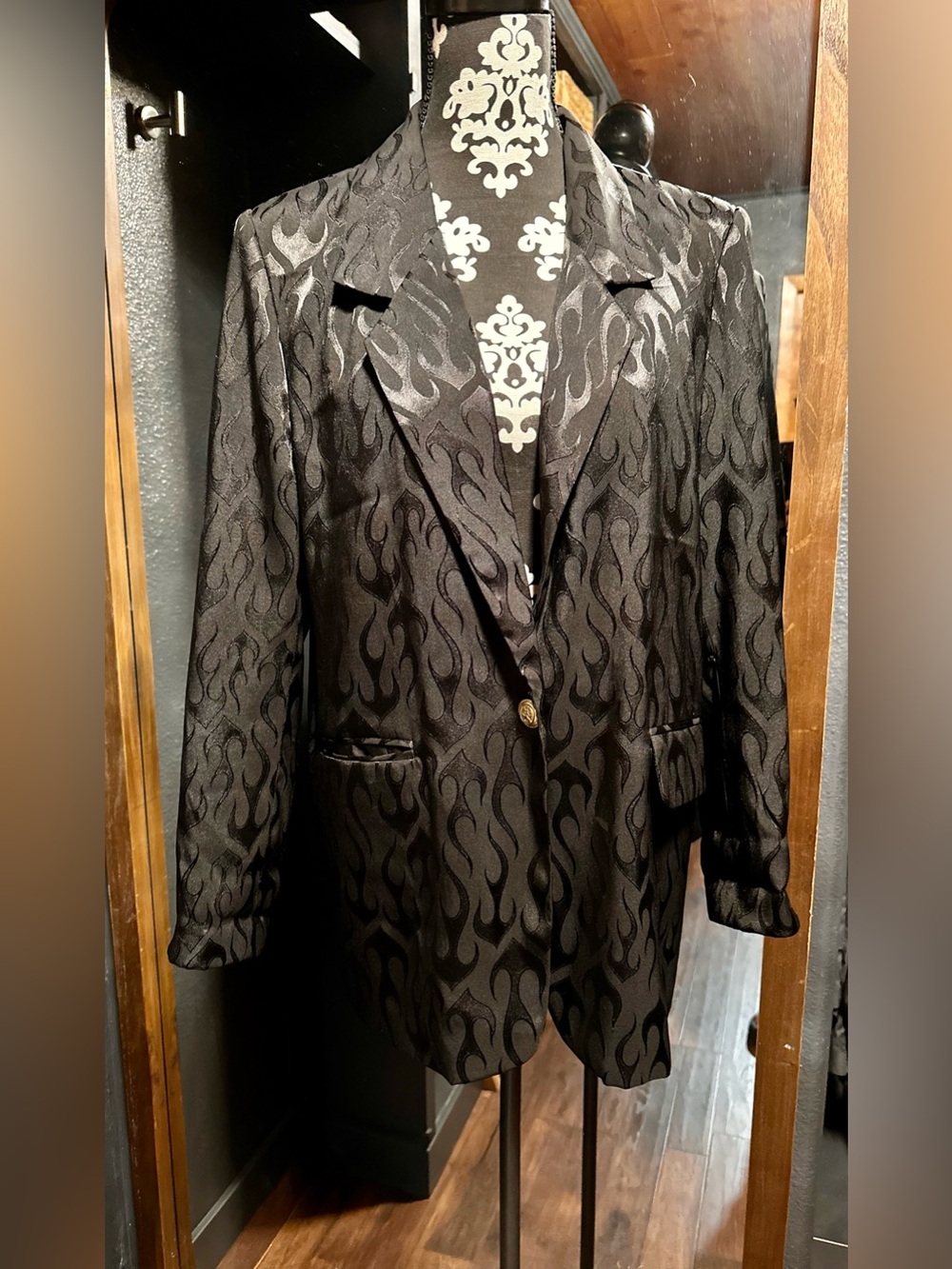Men’s J. Crew Black Classic Fit Flame Jacquard Dinner Jacket/Blazer size 42
